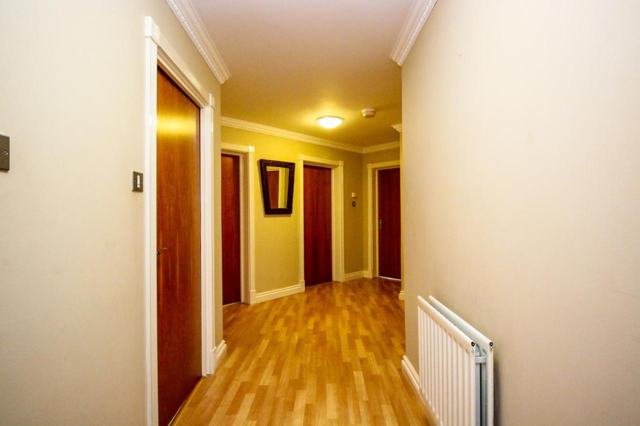 Turnberry Apartments Экстерьер фото